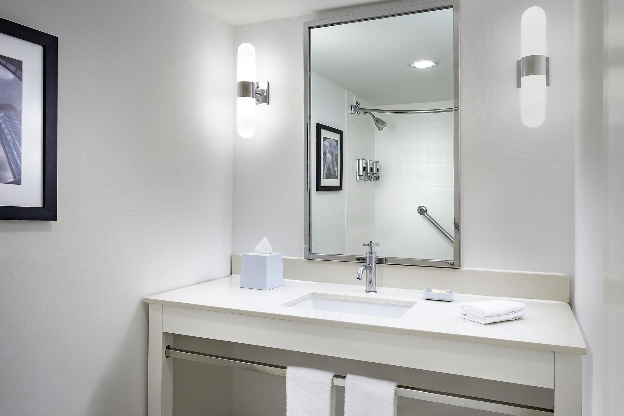 Four Points By Sheraton Houston Greenway Plaza Экстерьер фото